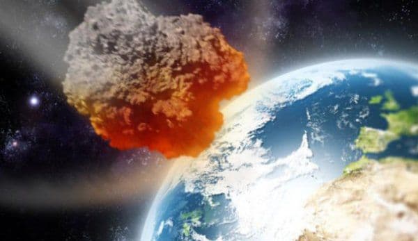 Un asteroid cât un teren de fotbal nu a fost văzut până în ceasul al 12-lea. „E lângă noi”