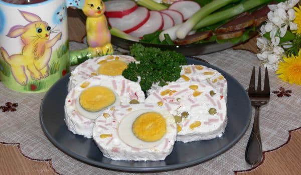 Ruladă de brânză cu ouă