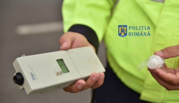 Șofer prins de polițiști în timp ce conducea băut