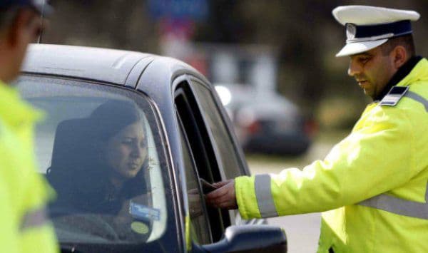 Românii ar putea plăti amenzile la jumătate în termen de 15 zile, în loc de 48 de ore