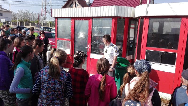 „Şcoala Altfel” la Şcolile Rădăuţi – Prut, Miorcani şi Rediu - FOTO