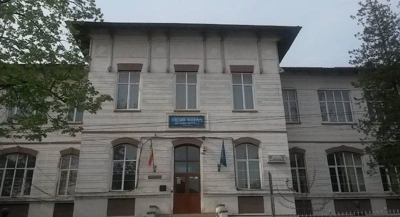 Colegiul Național „Grigore Ghica” Dorohoi - al doilea an la rând calificare la Etapa Națională a Olimpiadei de Tehnologia Informației