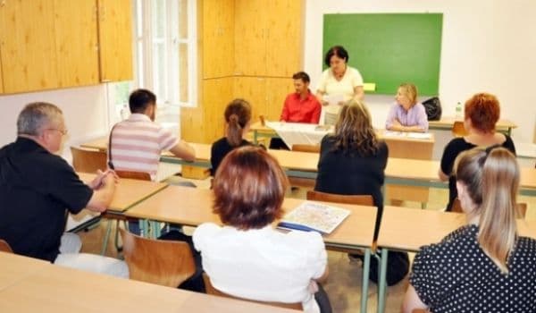 Veste bună pentru profesori: Valabilitatea examenului de titularizare creşte la 10 ani
