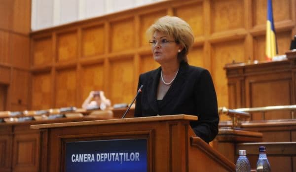  Mihaela Huncă deputat PSD: „Avem nevoie de crearea unei viziuni de ţară pentru educaţie pe termen lung”