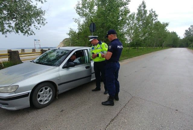 Acţiune rutieră comună cu poliţiştii din republica Moldova - FOTO