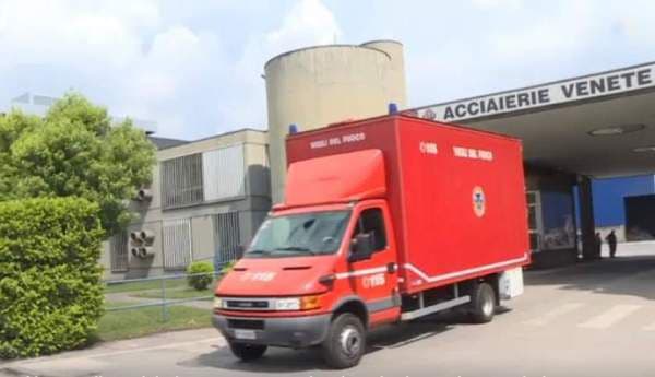 Accident de muncă grav, în Italia! Un român a ars de viu, după ce a fost stropit cu oţel topit