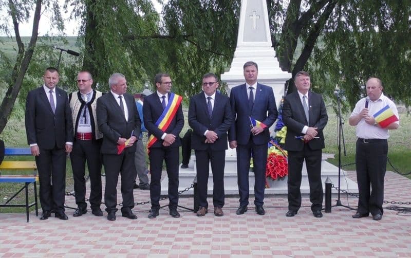 Trei evenimente de cinstire și prețuire a tradițiilor locale în județul Botoșani - FOTO