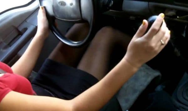 O șoferiță beată la volan a accidentat un bărbat de 29 de ani