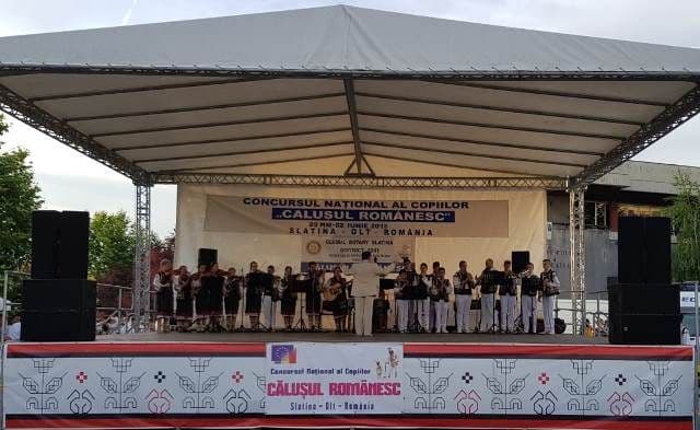 Locul I obținut de Ansamblul „Mugurelul-Mărgineanca” la cea de-a XX-a ediție a Concursului „Călușul Românesc”, Slatina - FOTO