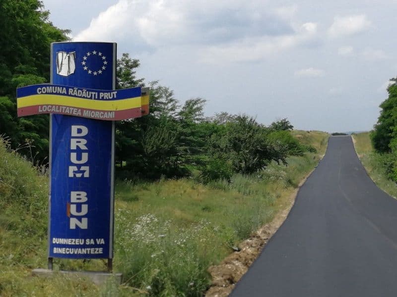 „Singurul drum naţional de pământ” a fost asfaltat - FOTO