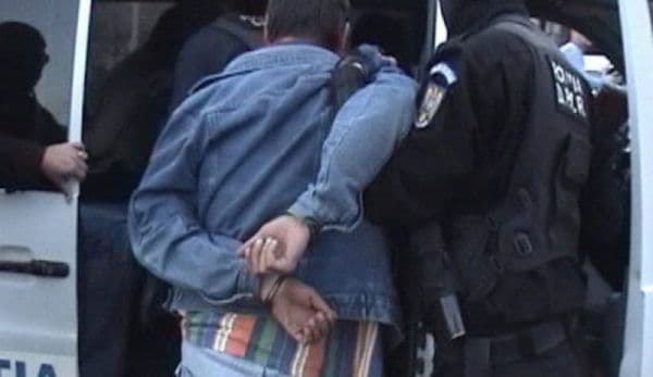 Urmărit naţional, depistat de poliţişti la Botoșani