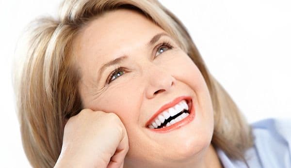 Implant dentar sau punte dentară?