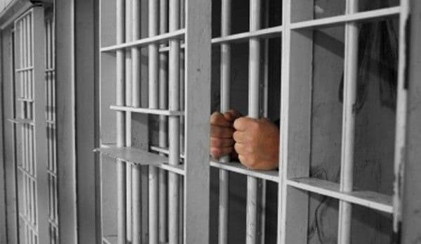 Botoșăneancă condamnată la închisoare pentru violență