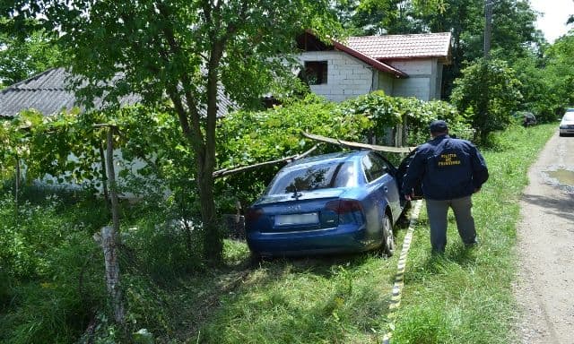 Focuri de armă pentru reținerea unui contrabandist