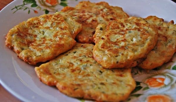 Chiftele din dovlecei cu brânză