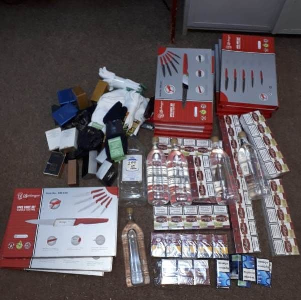 Acţiune surpriză: Ţigări şi alcool confiscate de jandarmii din Botoşani