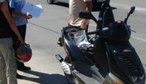 Încă un dosar penal pentru conducere de moped fără permis