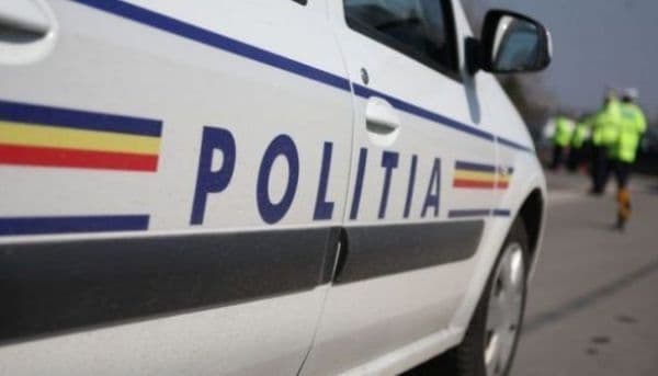Din cauza vitezei excesive a pierdut controlul volanului și a ajuns cu mașina în șanț