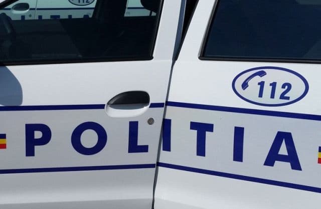 Tânăr din Broscăuți cercetat după ce a izbit o minoră de 15 ani și a plecat de la locul accidentului