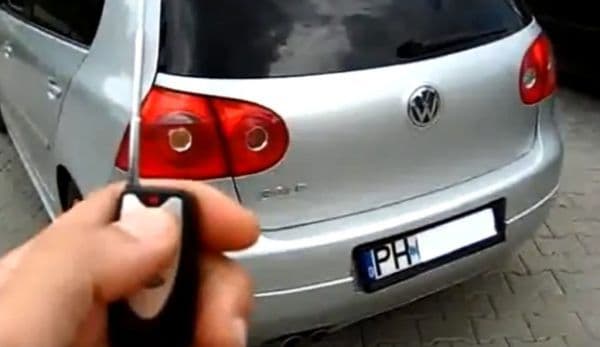 Trucul cu ajutorul căruia radarele Poliției și camerele pentru rovinietă pot fi păcălite