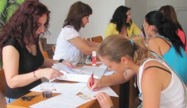 În atenția absolvenților promoția 2018 - 24 iulie ultima zi de înscriere în evidente pentru absolvenții de liceu!