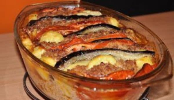 Sufleu de vinete cu carne tocată