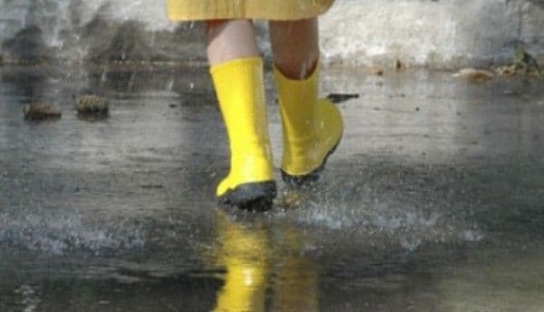ALERTĂ METEO: Cod Galben de ploi, vijelie şi grindină până luni seara. Vezi zonele afectate