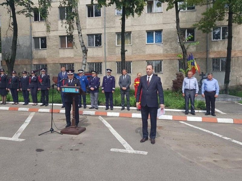 29 de pompieri botoşăneni înaintați în grad - FOTO