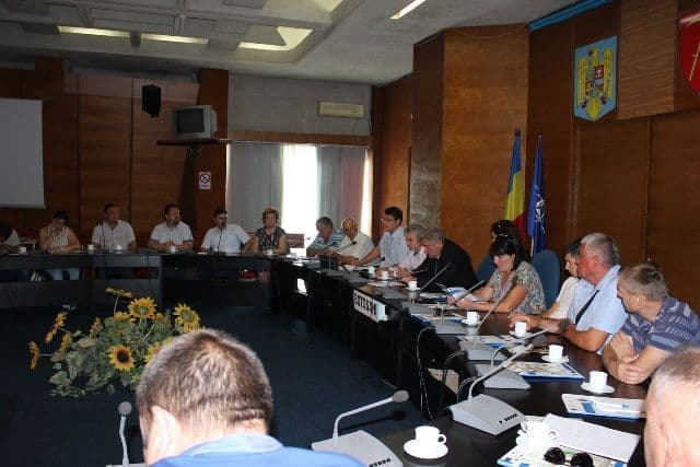Vizită de studiu în sala de ședințe a Palatului Administrativ al Județului Botoșani