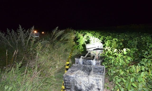Țigarete de contrabandă descoperite de polițiștii de frontieră de la Dorohoi