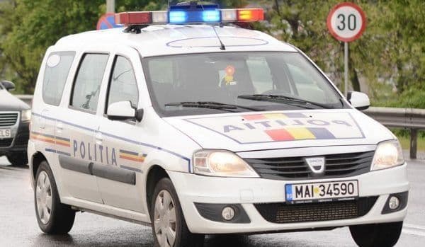 Bicicliștii, pietonii și căruțași luați în vizor de polițiștii botoșăneni. Au fost aplicate 518 sancţiuni contravenţionale!