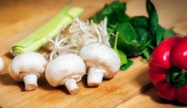 Alimente periculoase dacă nu sunt gătite