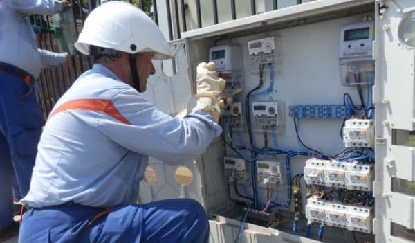 Noi reguli pentru deconectarea de la reţeaua de energie electrică