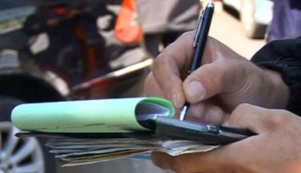 Vezi de ce a fost sancționată o angajată a unui bar din comuna Ungureni