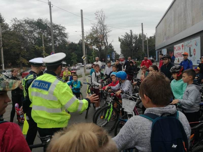 Educaţie rutieră în rândul copiilor - FOTO