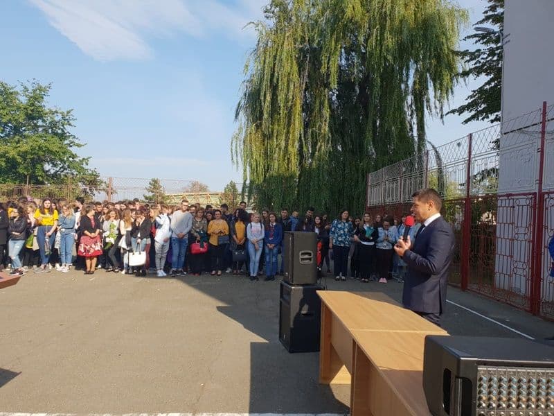 Liceul „Regina Maria” Dorohoi - început de an școlar - FOTO