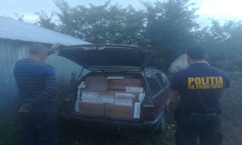 Aproximativ 13.400 pachete cu țigări confiscate la frontiera de est – FOTO