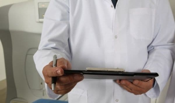 Caz bizar pentru medicii de la UPU Botoșani. Un bărbat susține că a fost violat ... pe Internet