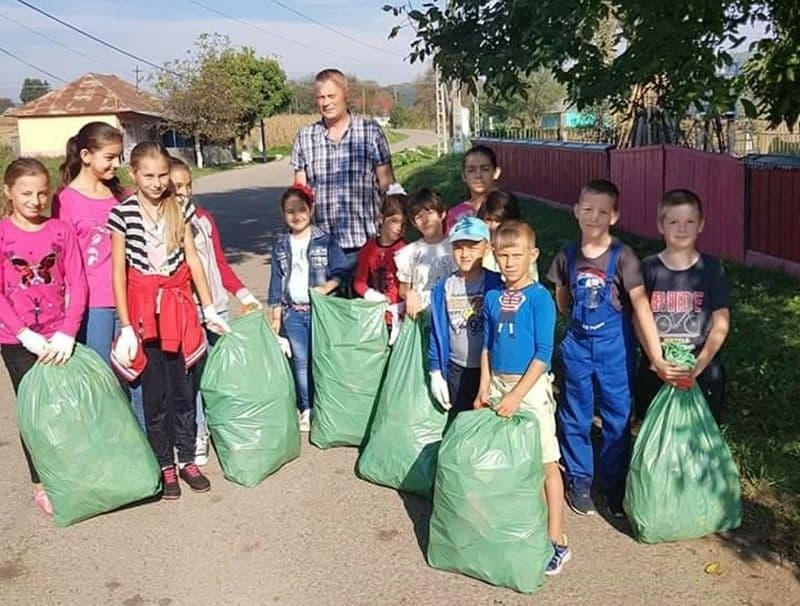 Elevii Școlii Hilișeu-Horia au participat cu succes la Ziua mondială a curățeniei – FOTO