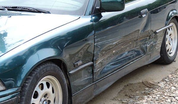 O şoferiţă a ajuns la spital după un accident încheiat pe cale amiabilă