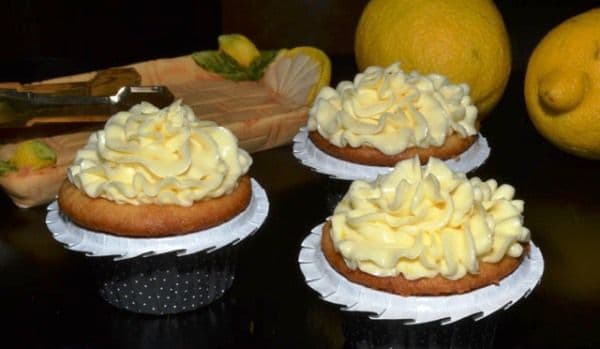 Brioșe cu cremă mascarpone