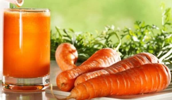 Sucul de morcov, o excelentă sursă naturală de vitamine