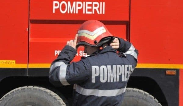 Alege să fii salvator! Pompierii botoşăneni recrutează tineri. Vezi care sunt condiţiile