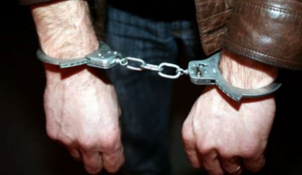 Un botoșănean, arestat pentru înşelăciune şi uz de fals