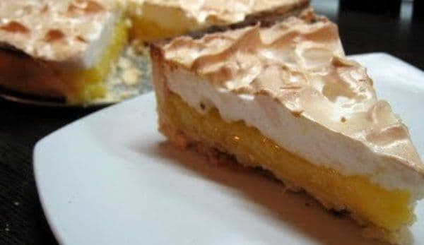 Tartă de lămâie cu bezea