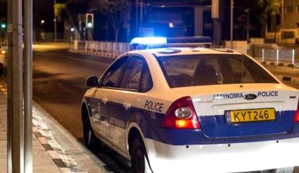 Un român a fost înjunghiat în Grecia pentru un loc de parcare. Bărbatul se află în stare critică