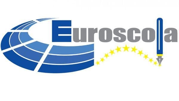 ATENȚIE, liceeni! A fost lansat concursul național pentru licee EUROSCOLA, ediția a XI-a