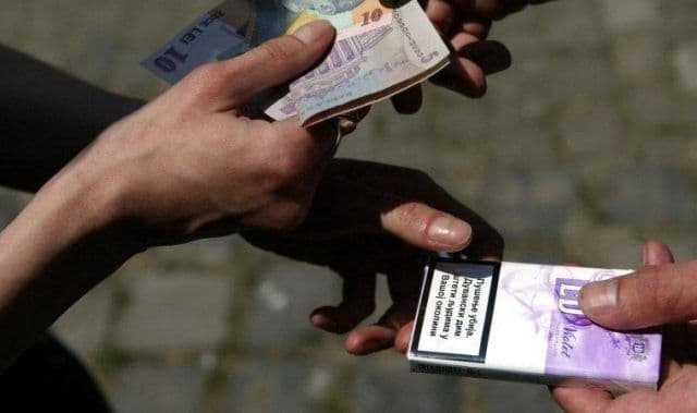 Dosar penal pentru comercializare țigări de contrabandă