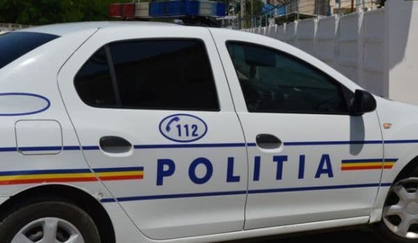 Un botoșănean a dat cu mașina peste o copilă apoi a fugit de la locul accidentului