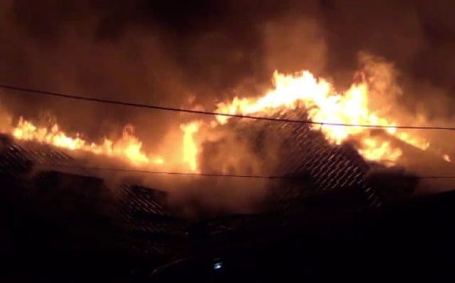 Tragic! Bărbat găsit decedat în casa mistuită de flăcări